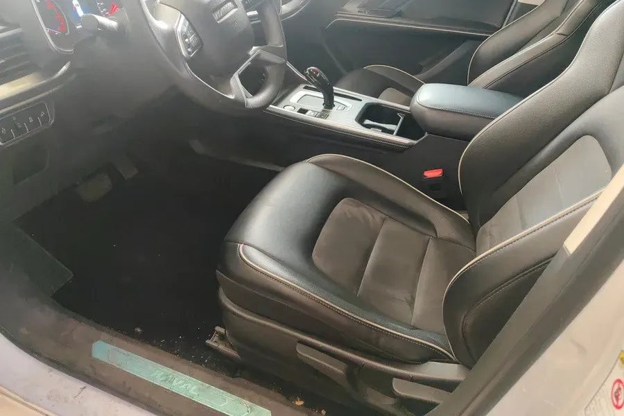 2023 Haval H6 1.5T 150HP L4 7DCT,autocango,china used car exporter,china ev exporter,chinese used car exporter,chinese used ev exporter