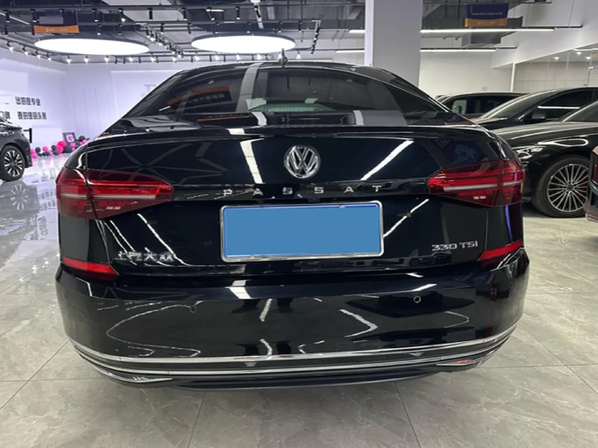 2020 Volkswagen Passat 2.0T 186HP L4 7DCT,autocango,china used car exporter,china ev exporter,chinese used car exporter,chinese used ev exporter