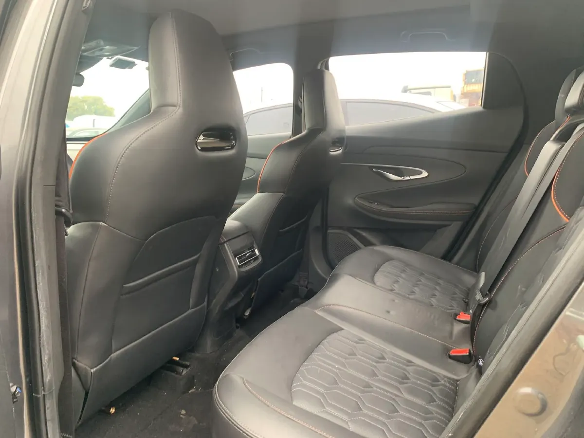 2022 ChangAn UNI-T 1.5T 188HP L4 7DCT,autocango,china used car exporter,china ev exporter,chinese used car exporter,chinese used ev exporter