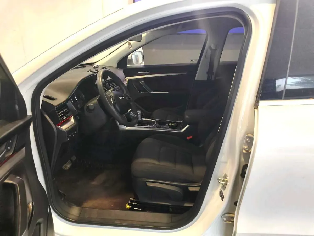 2018 Haval H4 1.5T 169HP L4 7DCT,autocango,china used car exporter,china ev exporter,chinese used car exporter,chinese used ev exporter