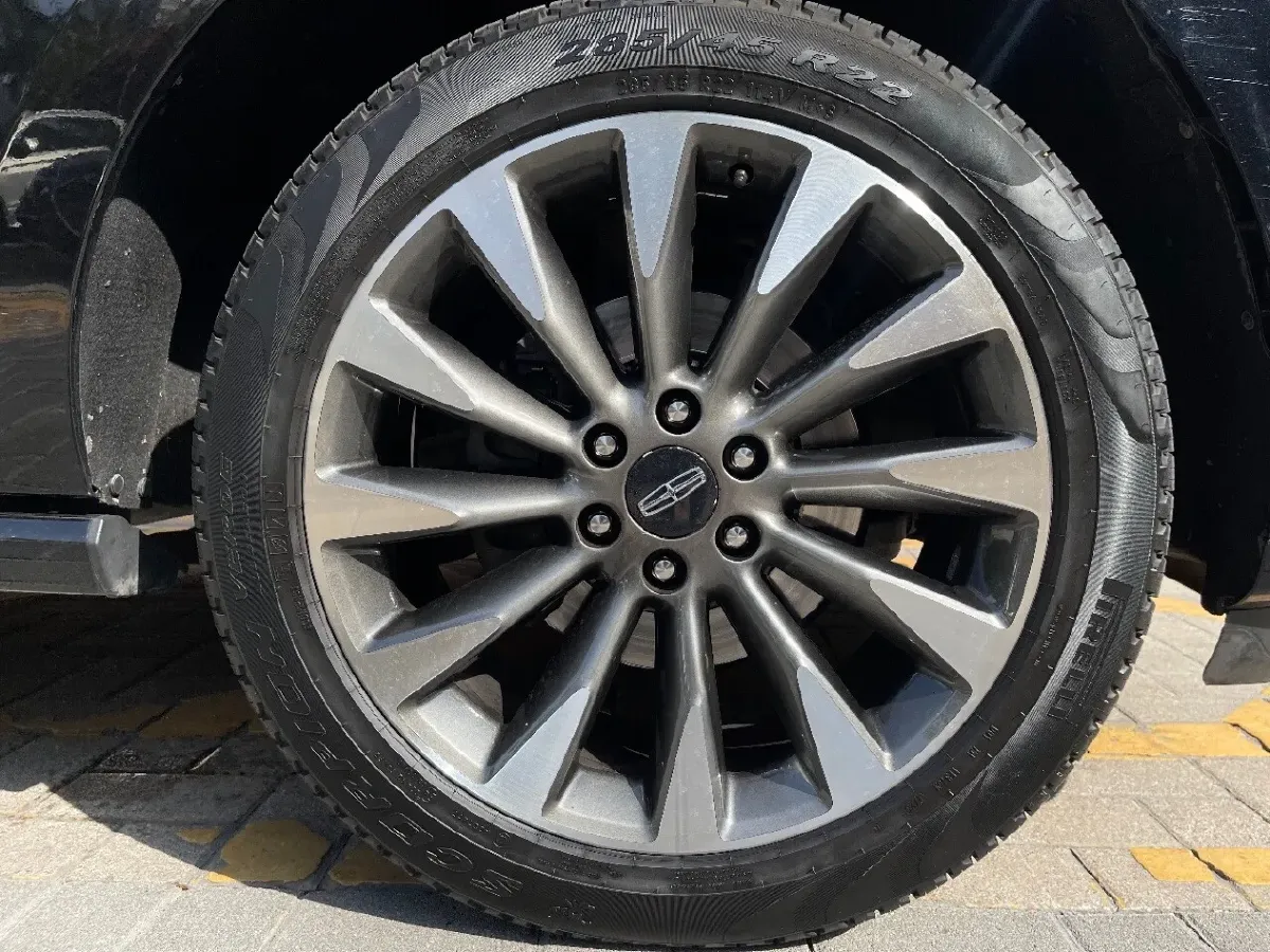 2019 Lincoln Navigator 3.5T 388HP V6 10AT,autocango,china used car exporter,china ev exporter,chinese used car exporter,chinese used ev exporter