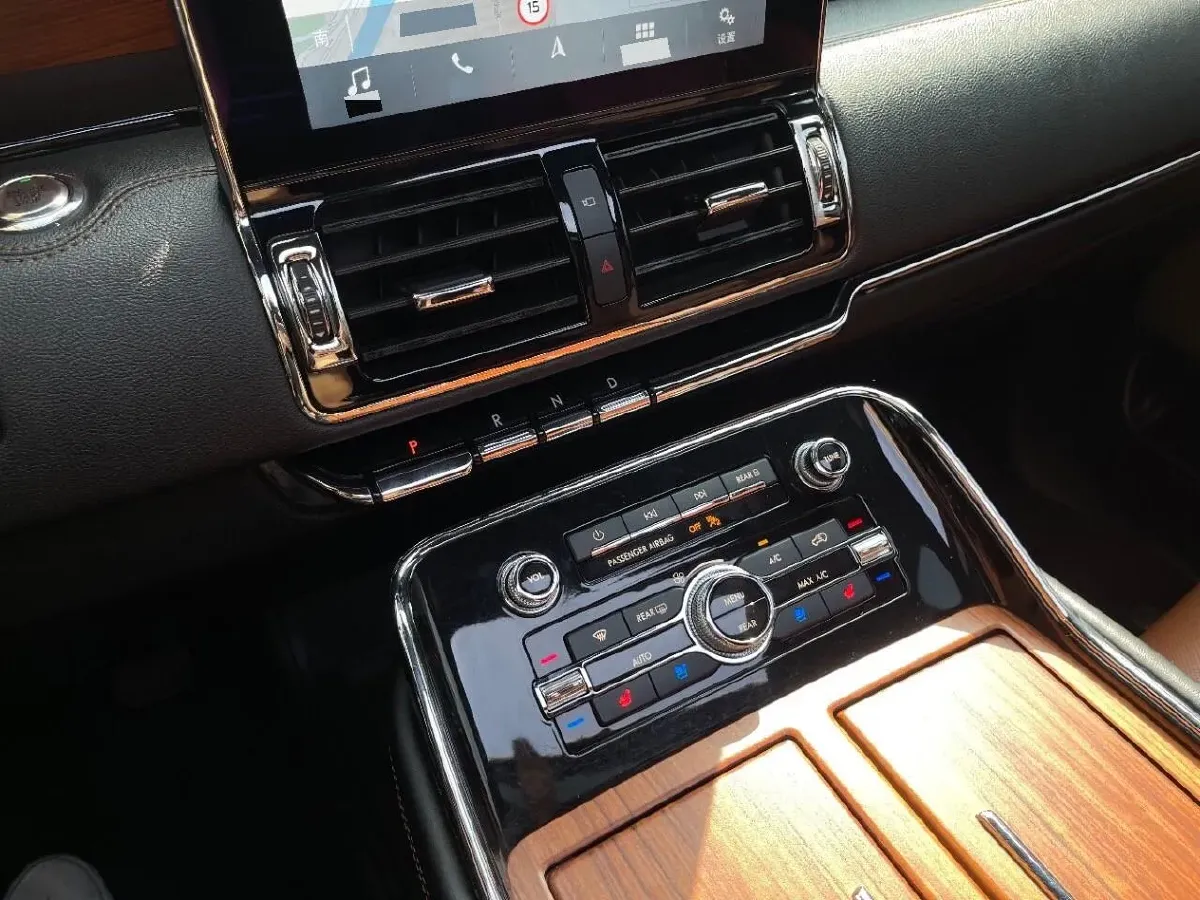 2019 Lincoln Navigator 3.5T 388HP V6 10AT,autocango,china used car exporter,china ev exporter,chinese used car exporter,chinese used ev exporter