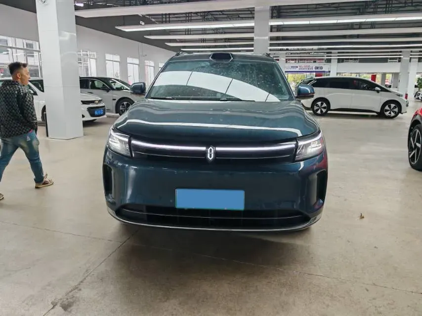 2024 AITO AITO M7 1.5T 152HP L4 REEV 42KWH,autocango,china used car exporter,china ev exporter,chinese used car exporter,chinese used ev exporter