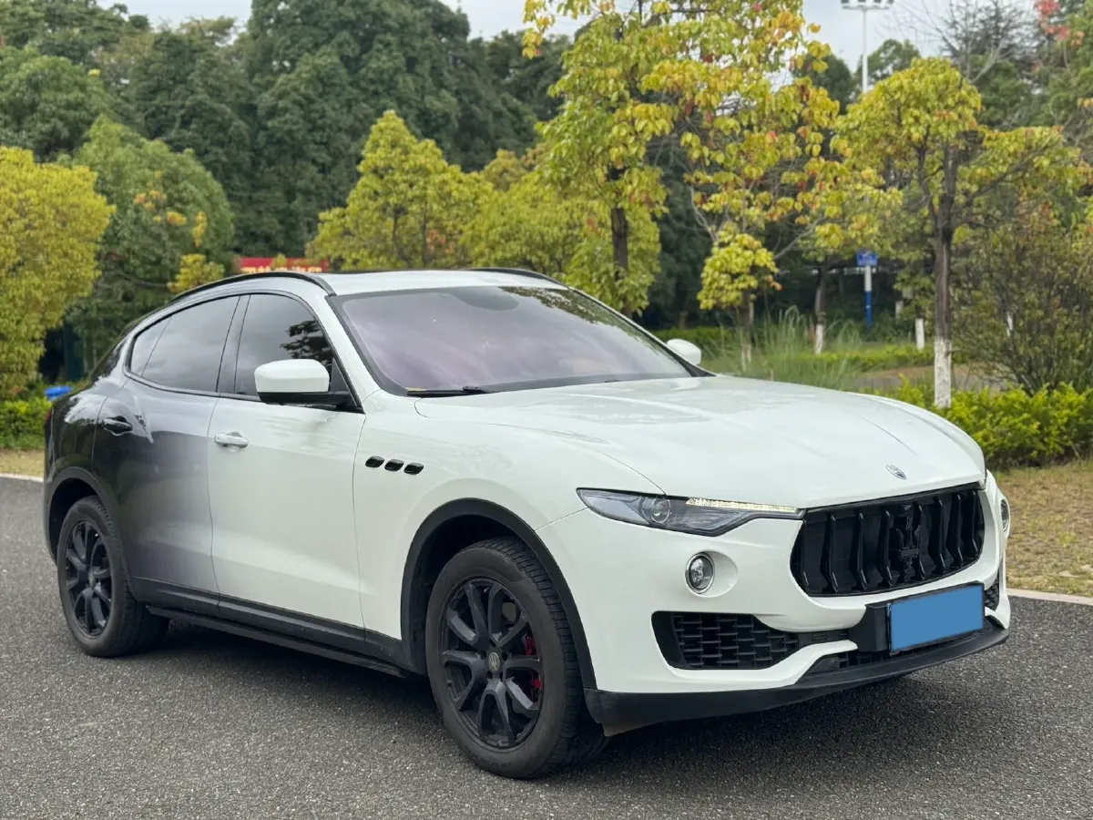 2018 Maserati Levante 3.0T 350HP V6 8AT,autocango,china used car exporter,china ev exporter,chinese used car exporter,chinese used ev exporter