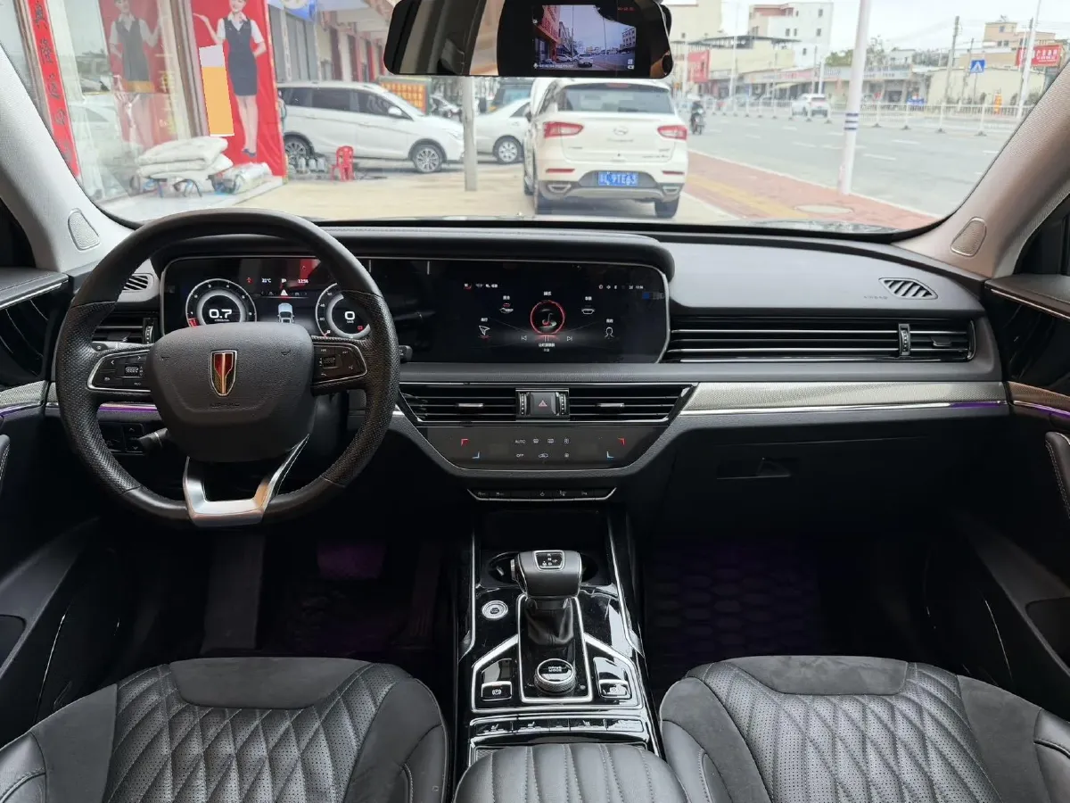 2022 HongQi HS5 2.0T 224HP L4 6AT,autocango,china used car exporter,china ev exporter,chinese used car exporter,chinese used ev exporter