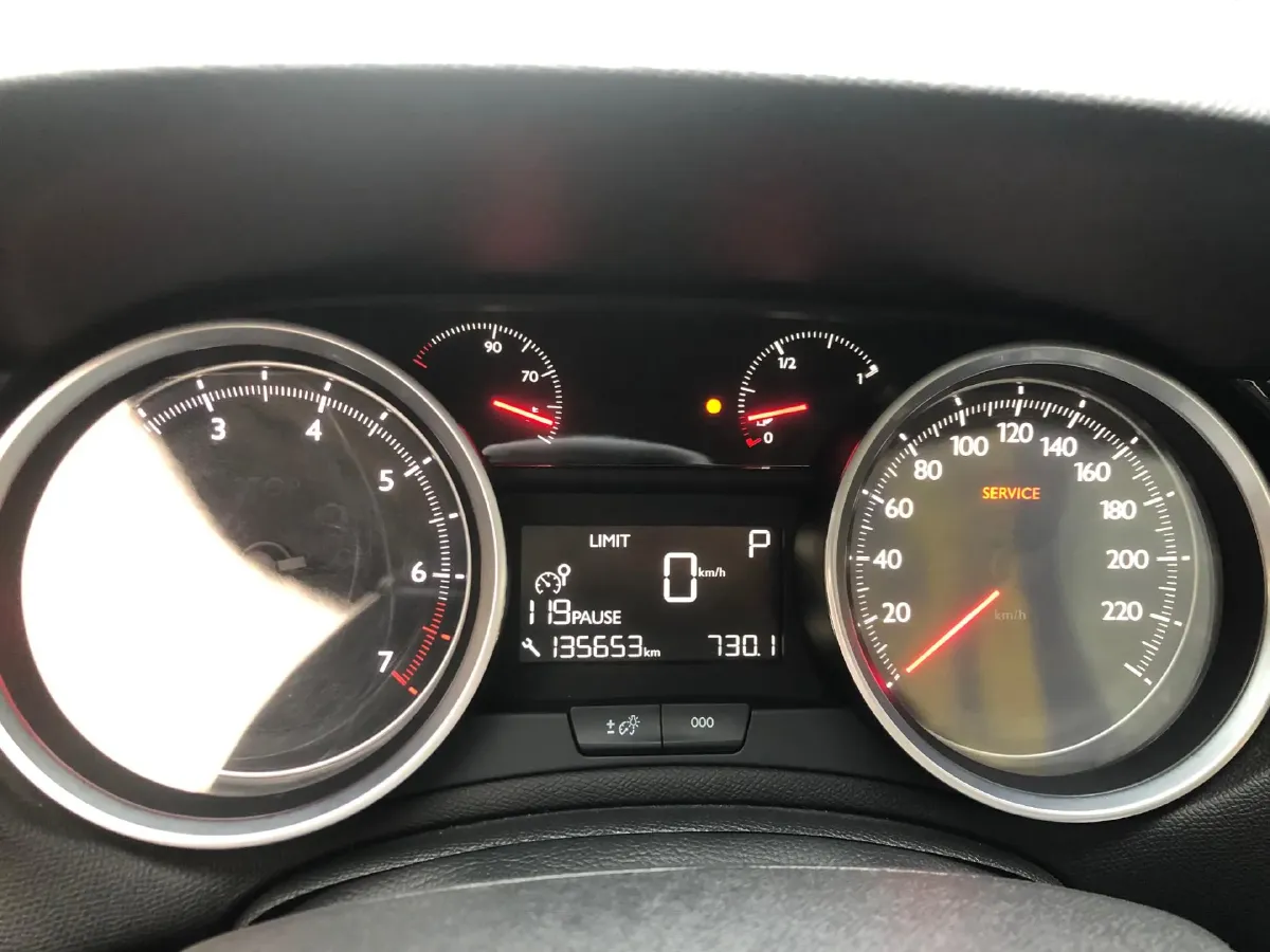 2018 Peugeot 408 1.6T 167HP L4 6AT,autocango,china used car exporter,china ev exporter,chinese used car exporter,chinese used ev exporter