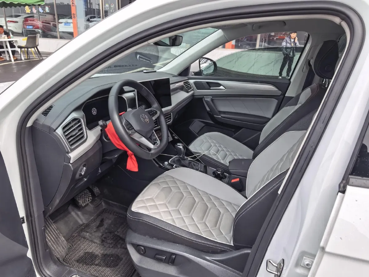 2022 Volkswagen Tayron 2.0T 186HP L4 7DCT,autocango,china used car exporter,china ev exporter,chinese used car exporter,chinese used ev exporter