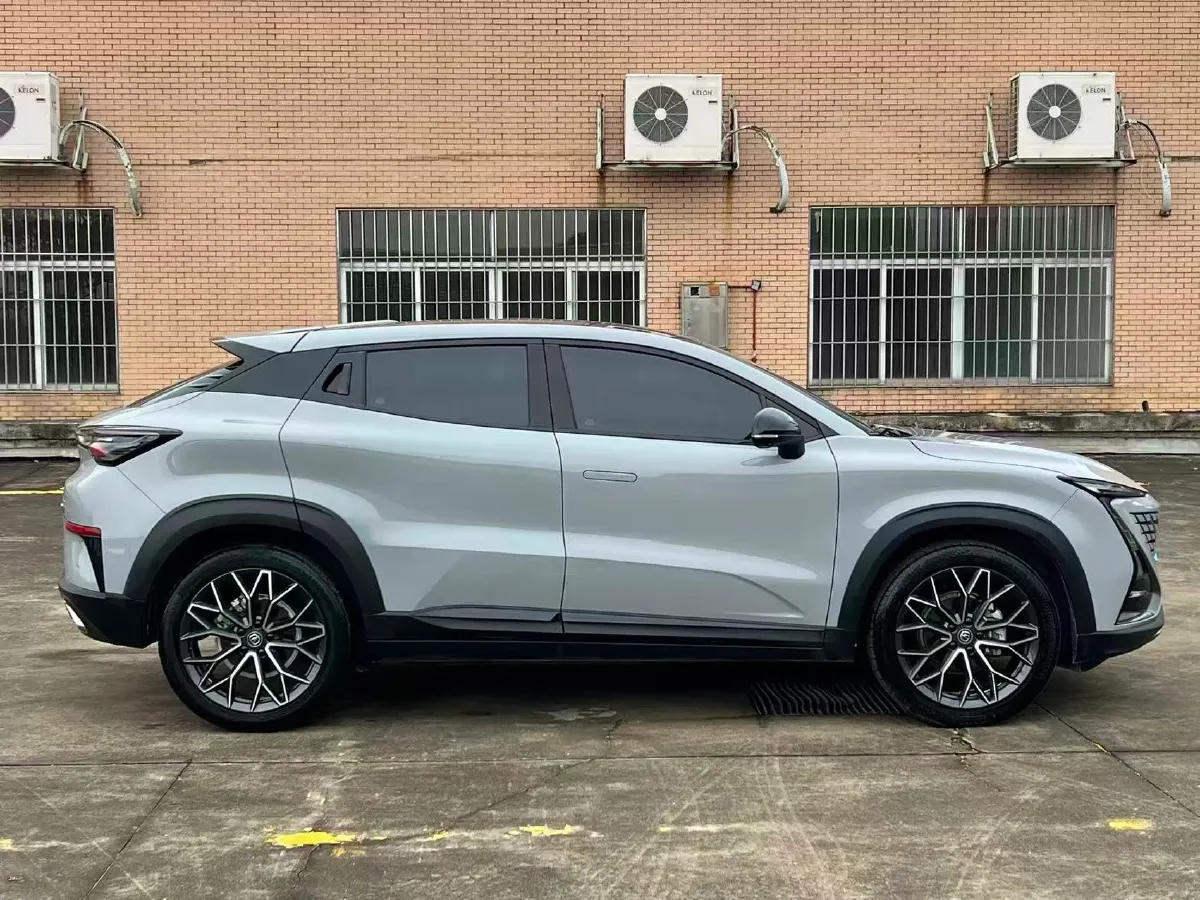 2022 ChangAn UNI-T 1.5T 188HP L4 7DCT,autocango,china used car exporter,china ev exporter,chinese used car exporter,chinese used ev exporter