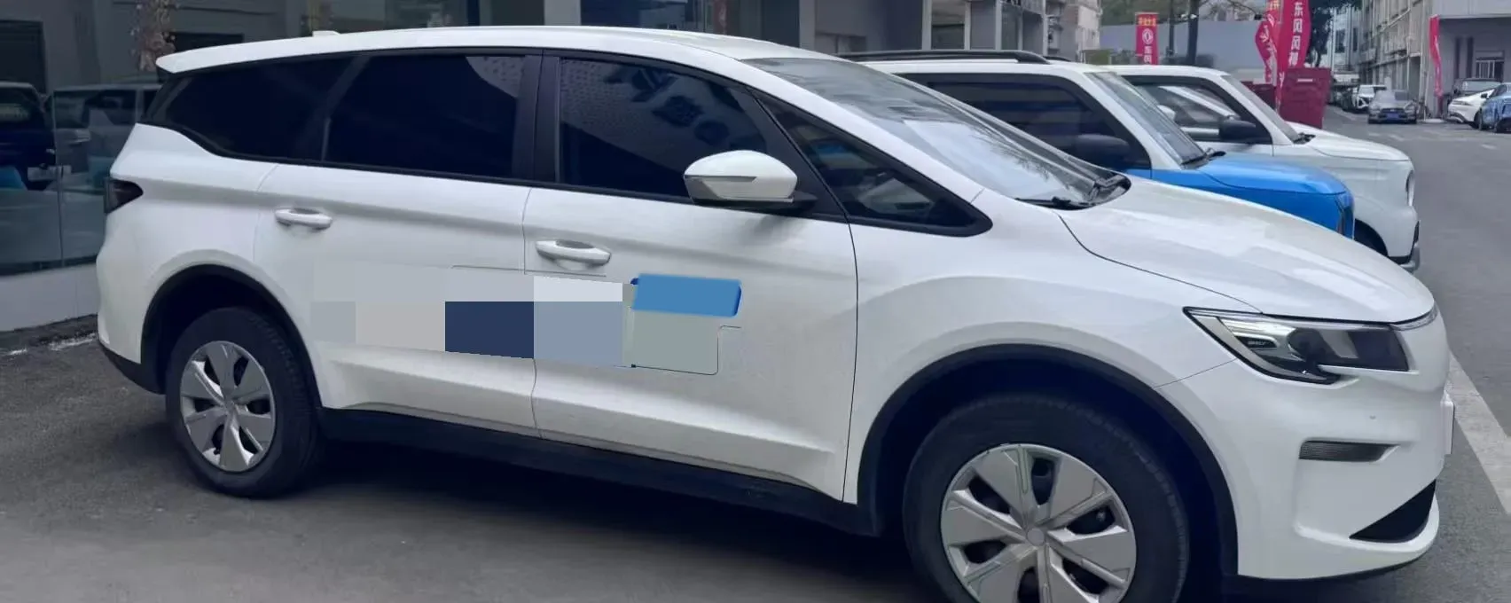 2025 Livan 8 BEV 68.03KWH,autocango,china used car exporter,china ev exporter,chinese used car exporter,chinese used ev exporter