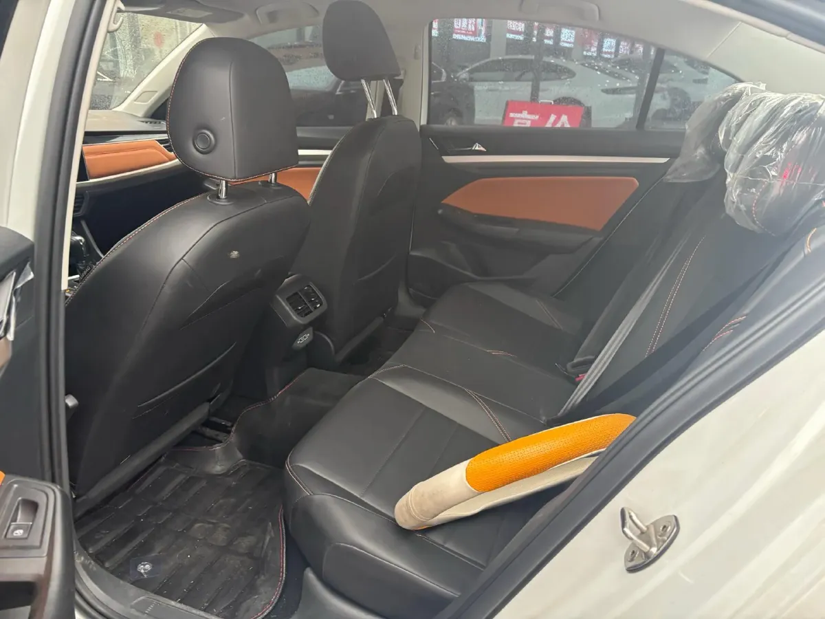 2023 Volkswagen Bora 1.2T 116HP L4 7DCT,autocango,china used car exporter,china ev exporter,chinese used car exporter,chinese used ev exporter