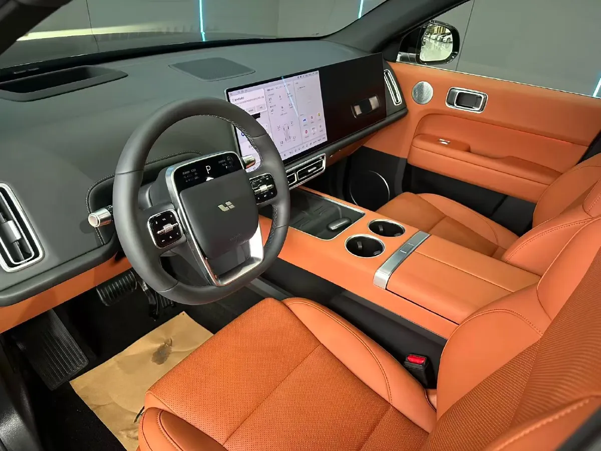 2025 Li L6 Range Extended 154HP L4 REEV,autocango,china used car exporter,china ev exporter,chinese used car exporter,chinese used ev exporter