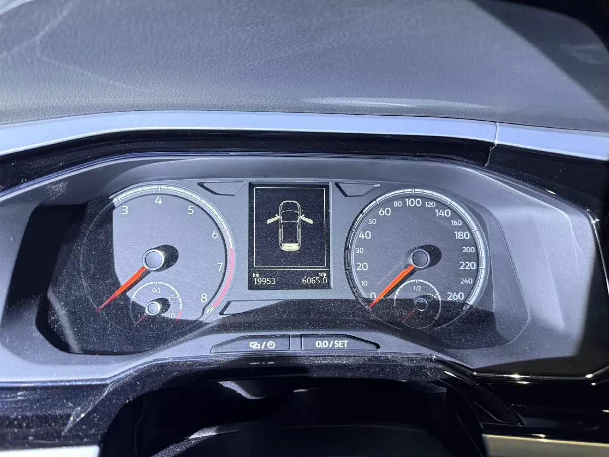 2021 DongFeng Aeolus AX7 1.6T 170HP L4 6AT,autocango,china used car exporter,china ev exporter,chinese used car exporter,chinese used ev exporter