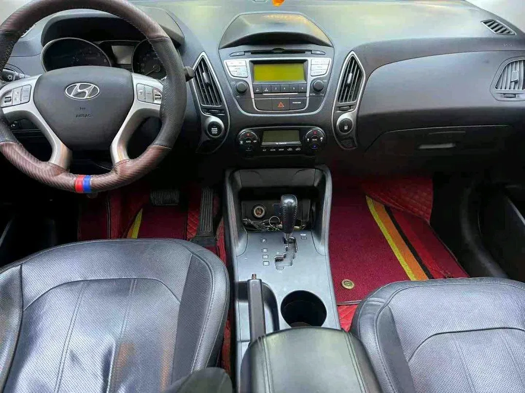 2015 Hyundai ix35 2.0L 160HP L4 6AT,autocango,china used car exporter,china ev exporter,chinese used car exporter,chinese used ev exporter