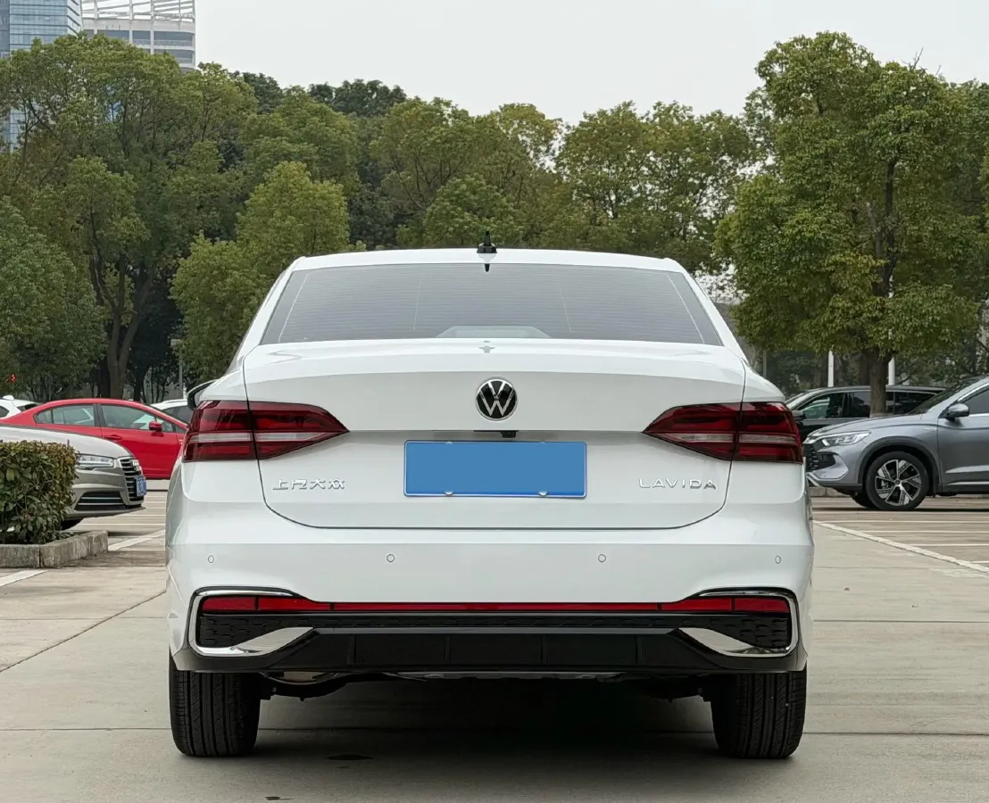 2024 Volkswagen Lavida 1.5L 110HP L4 6AT,autocango,china used car exporter,china ev exporter,chinese used car exporter,chinese used ev exporter