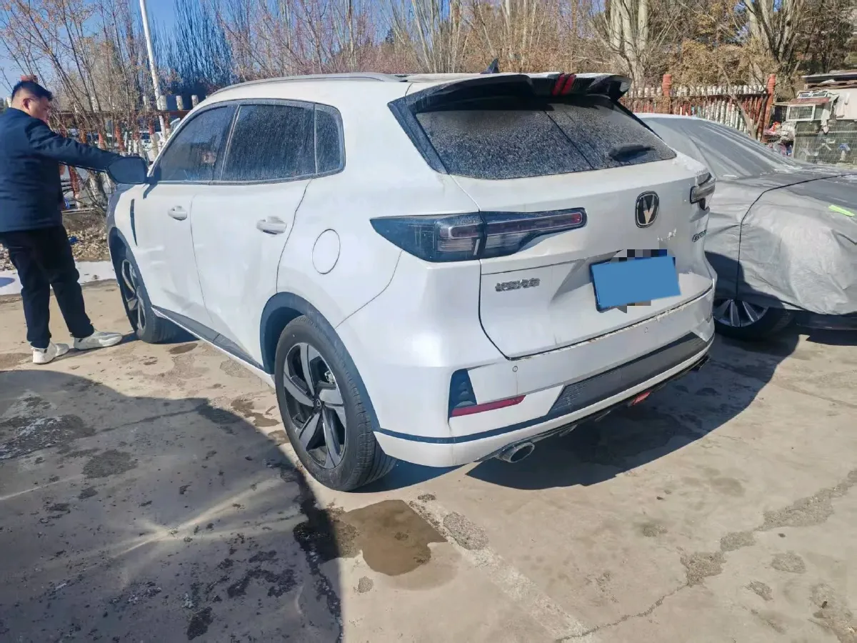 2023 ChangAn CS55 Plus 1.5T 188HP L4 7DCT,autocango,china used car exporter,china ev exporter,chinese used car exporter,chinese used ev exporter