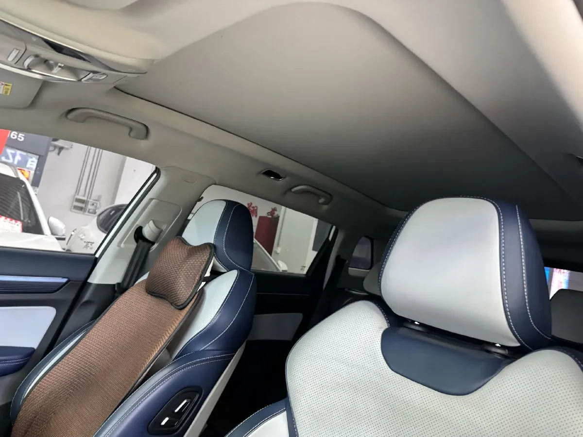 2022 Geely Azkarra 1.8T 184HP L4 7DCT,autocango,china used car exporter,china ev exporter,chinese used car exporter,chinese used ev exporter