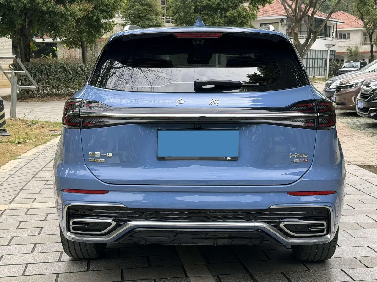 2023 HongQi HS5 2.0T 252HP L4 8AT,autocango,china used car exporter,china ev exporter,chinese used car exporter,chinese used ev exporter