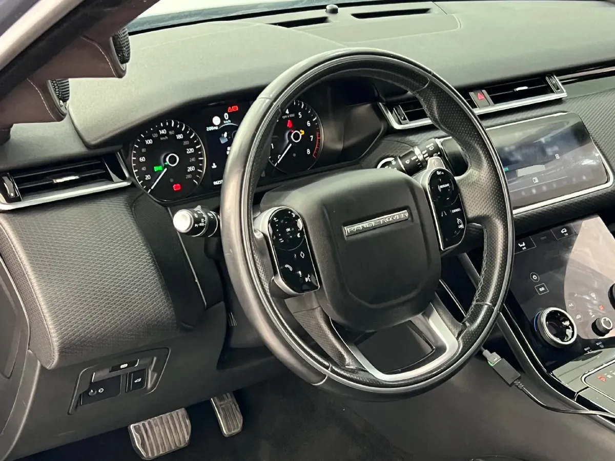 2020 Land Rover Range Rover Velar 2.0T 250HP L4 8AT,autocango,china used car exporter,china ev exporter,chinese used car exporter,chinese used ev exporter