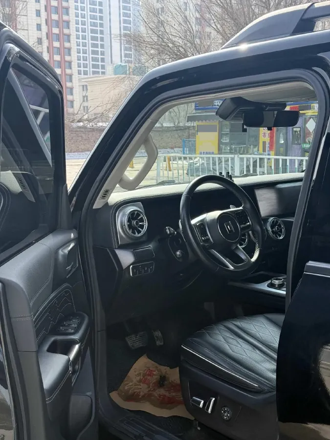 2023 Tank 300 2.0T 227HP L4 8AT,autocango,china used car exporter,china ev exporter,chinese used car exporter,chinese used ev exporter