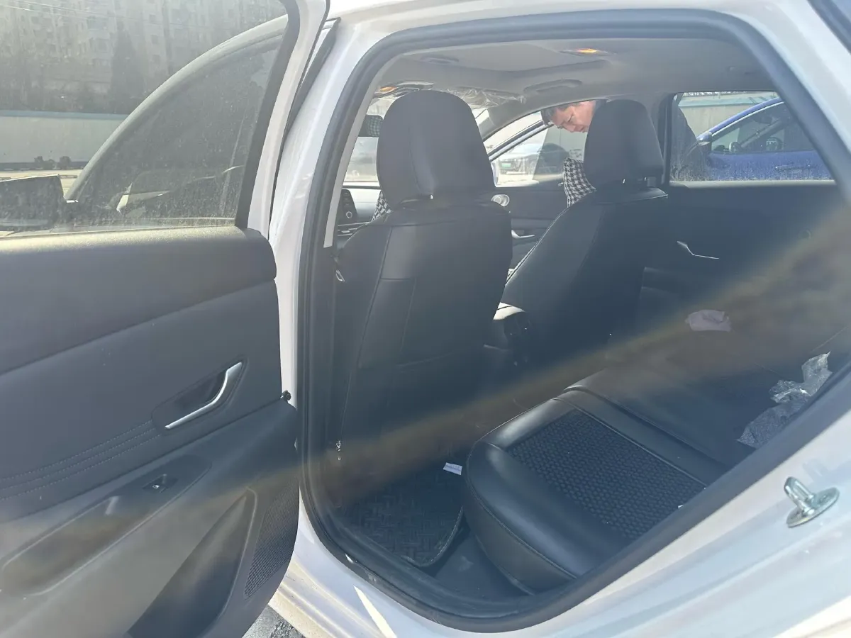 2022 Hyundai Elantra 1.5L 115HP L4 CVT,autocango,china used car exporter,china ev exporter,chinese used car exporter,chinese used ev exporter