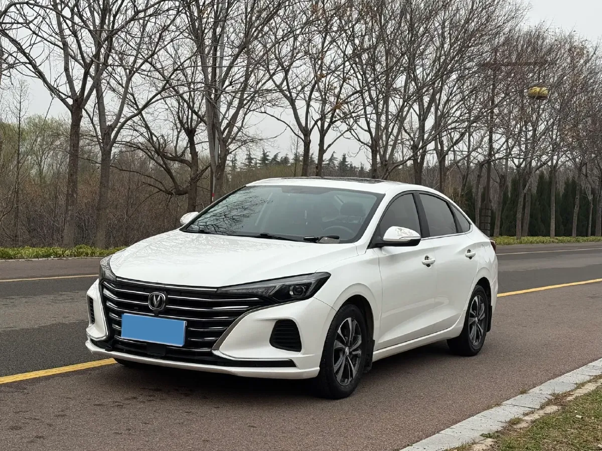 2020 ChangAn Eado 1.6L 128HP L4 5MT,autocango,china used car exporter,china ev exporter,chinese used car exporter,chinese used ev exporter