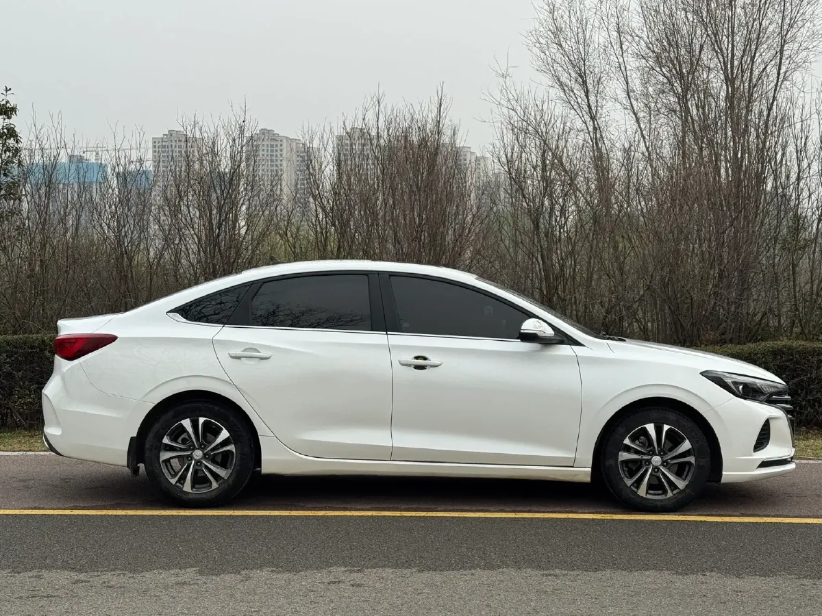 2020 ChangAn Eado 1.6L 128HP L4 5MT,autocango,china used car exporter,china ev exporter,chinese used car exporter,chinese used ev exporter