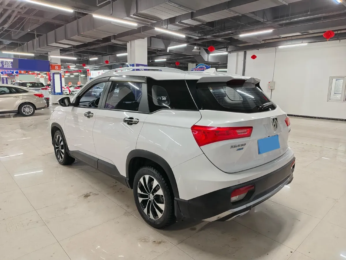 2020 BaoJun RS-3 1.5T 147HP L4 CVT,autocango,china used car exporter,china ev exporter,chinese used car exporter,chinese used ev exporter
