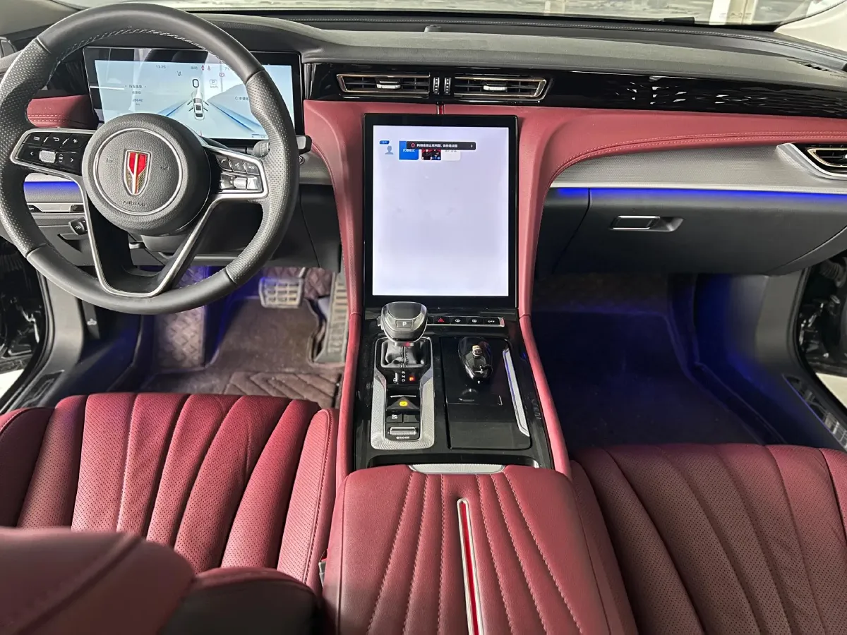 2023 HongQi H5 2.0T 224HP L4 8AT,autocango,china used car exporter,china ev exporter,chinese used car exporter,chinese used ev exporter