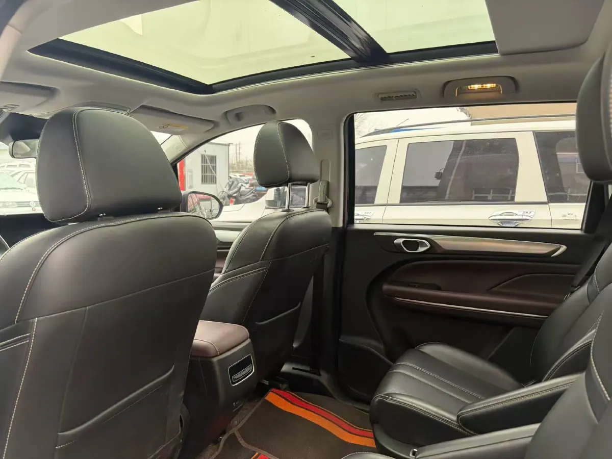 2021 GAC Trumpchi M6 1.5T 169HP L4 7DCT,autocango,china used car exporter,china ev exporter,chinese used car exporter,chinese used ev exporter