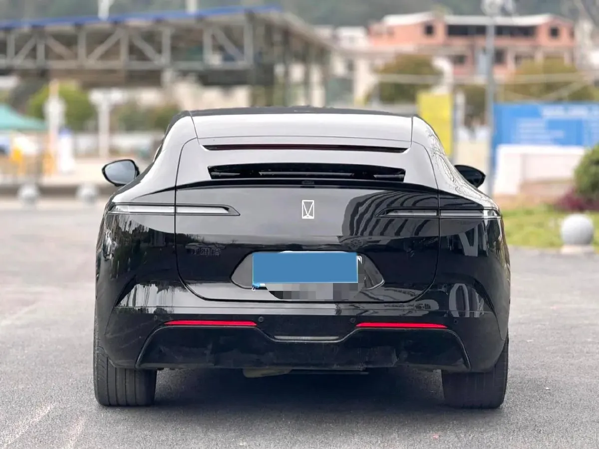 2025 Avatr 12 1.5T 156HP L4 REEV 39.05KWH,autocango,china used car exporter,china ev exporter,chinese used car exporter,chinese used ev exporter