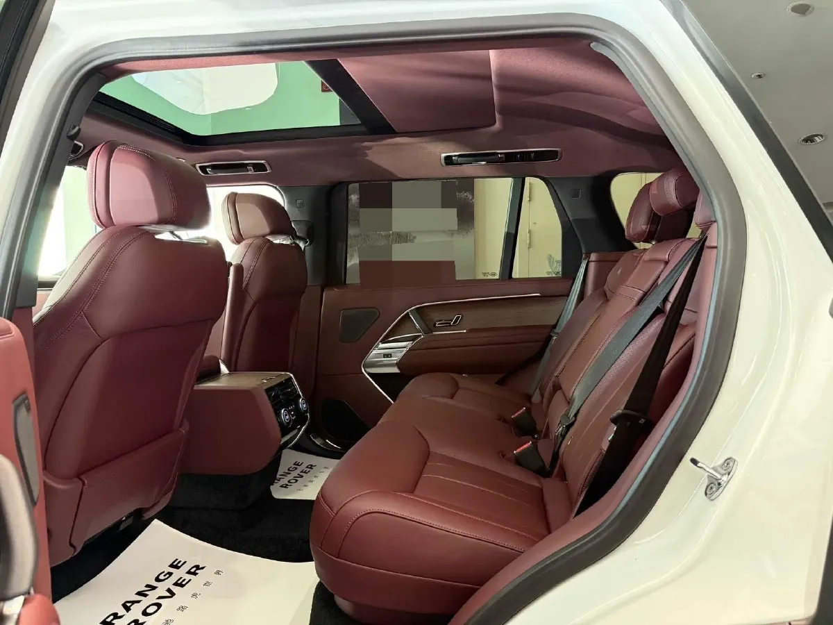 2025 Land Rover Range Rover 3.0T 400HP L6 8AT,autocango,china used car exporter,china ev exporter,chinese used car exporter,chinese used ev exporter