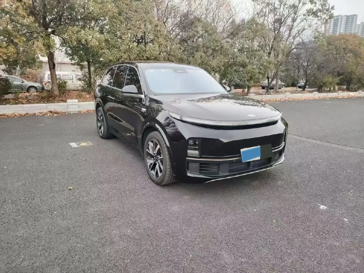 2023 Li L8 Range Extended 154HP REEV 40.9KWH,autocango,china used car exporter,china ev exporter,chinese used car exporter,chinese used ev exporter