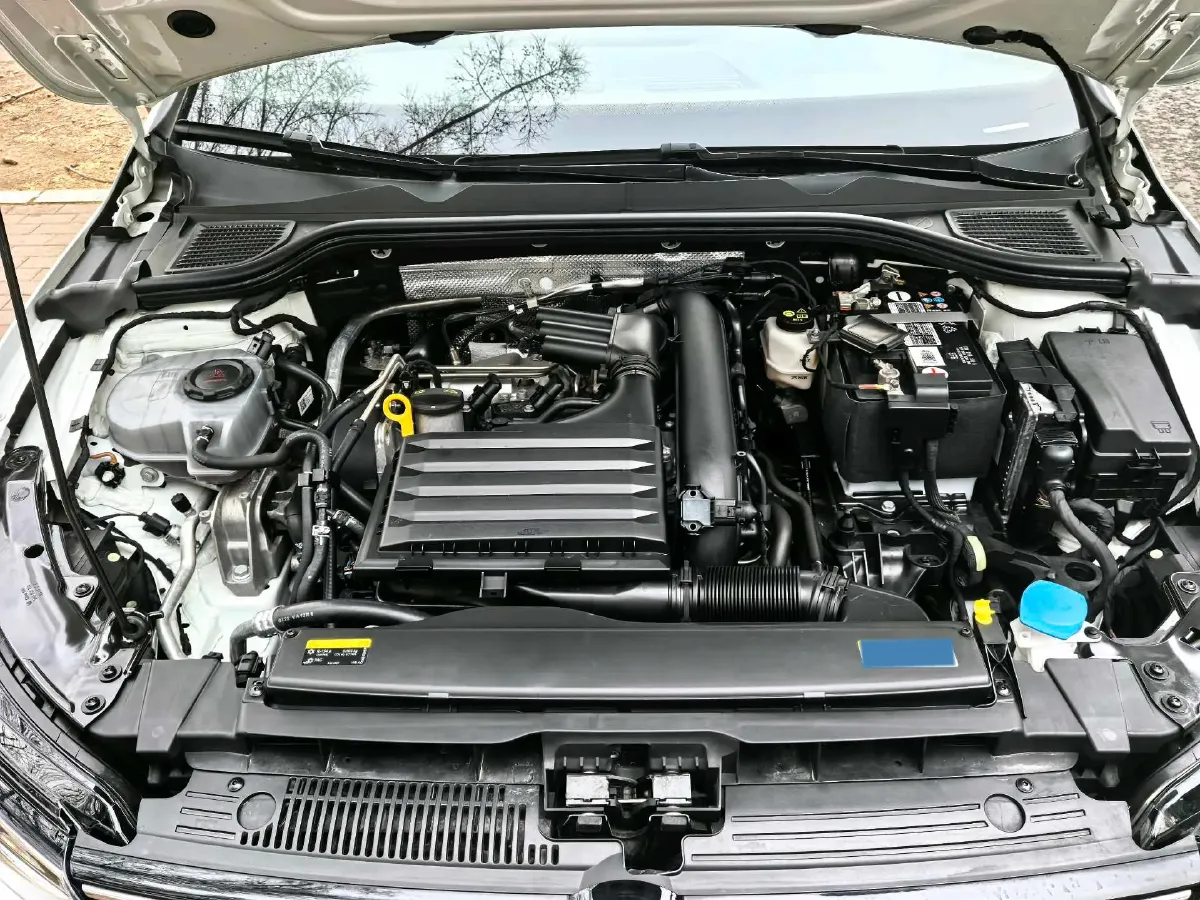 2023 Volkswagen Golf 1.4T 150HP L4 7DCT,autocango,china used car exporter,china ev exporter,chinese used car exporter,chinese used ev exporter