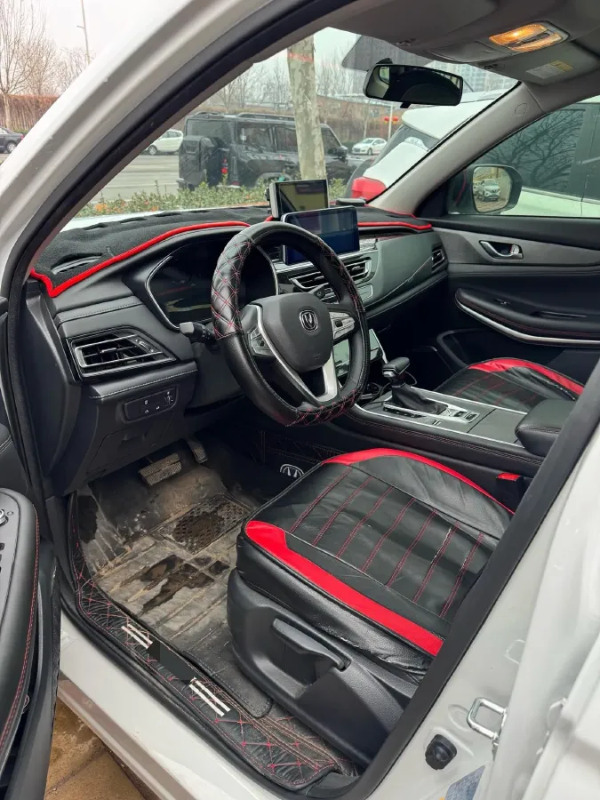 2022 ChangAn CS75 1.5T 180HP L4 7DCT,autocango,china used car exporter,china ev exporter,chinese used car exporter,chinese used ev exporter