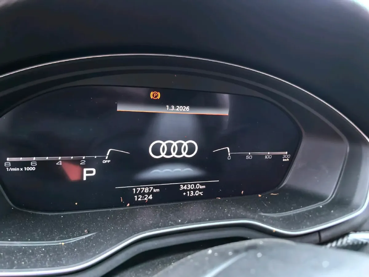 2024 Audi A4L 2.0T 190HP L4 7DCT,autocango,china used car exporter,china ev exporter,chinese used car exporter,chinese used ev exporter