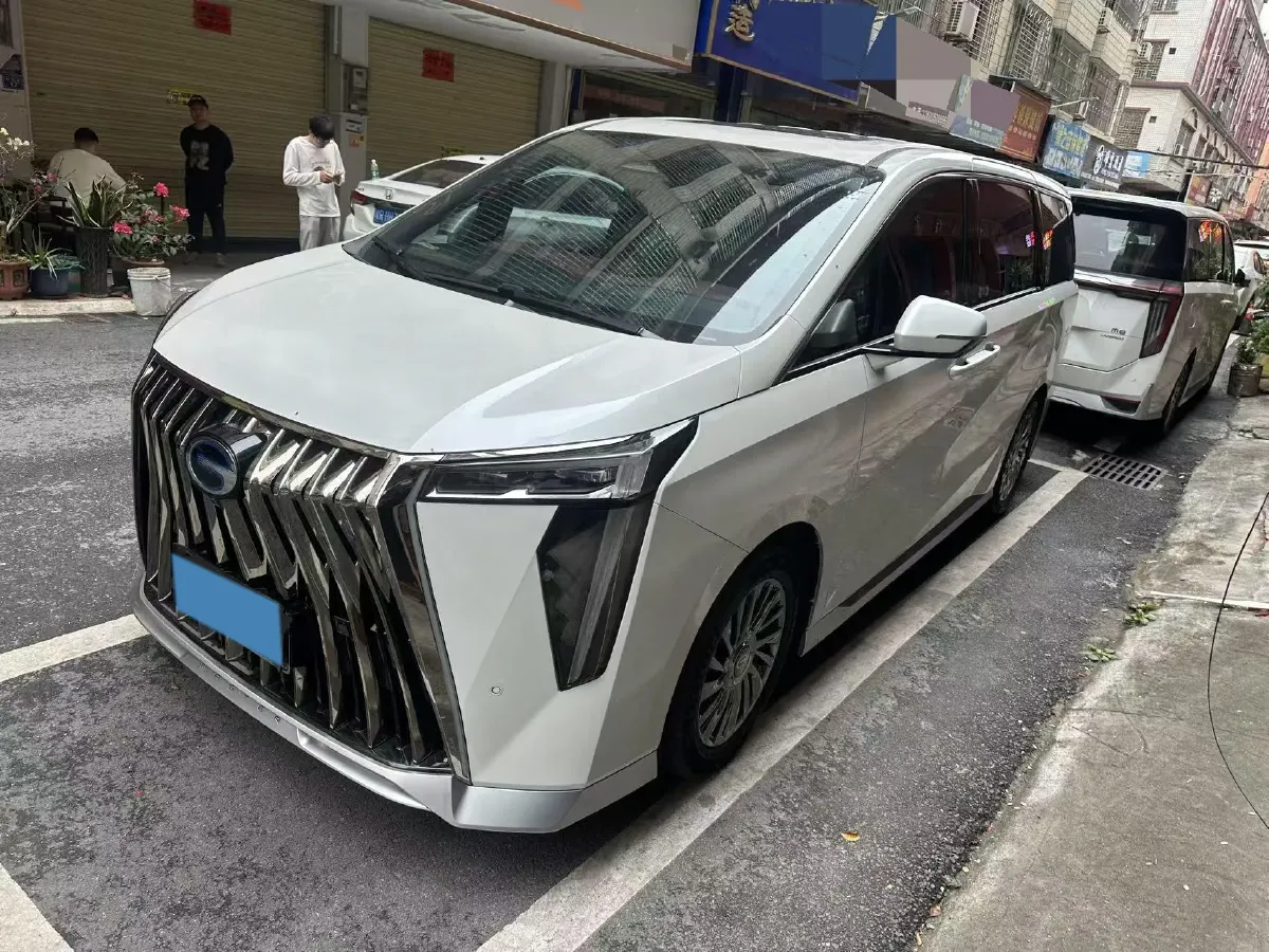 2023 GAC Trumpchi M8 2.0T 190HP L4 E-CVT Hybrid,autocango,china used car exporter,china ev exporter,chinese used car exporter,chinese used ev exporter