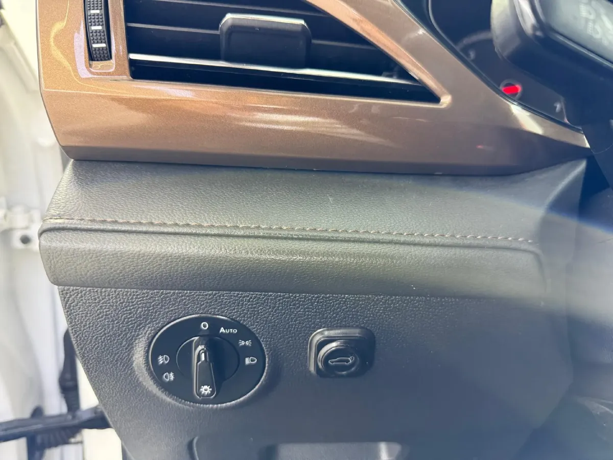 2021 Volkswagen Tharu 1.4T 150HP L4 7DCT,autocango,china used car exporter,china ev exporter,chinese used car exporter,chinese used ev exporter