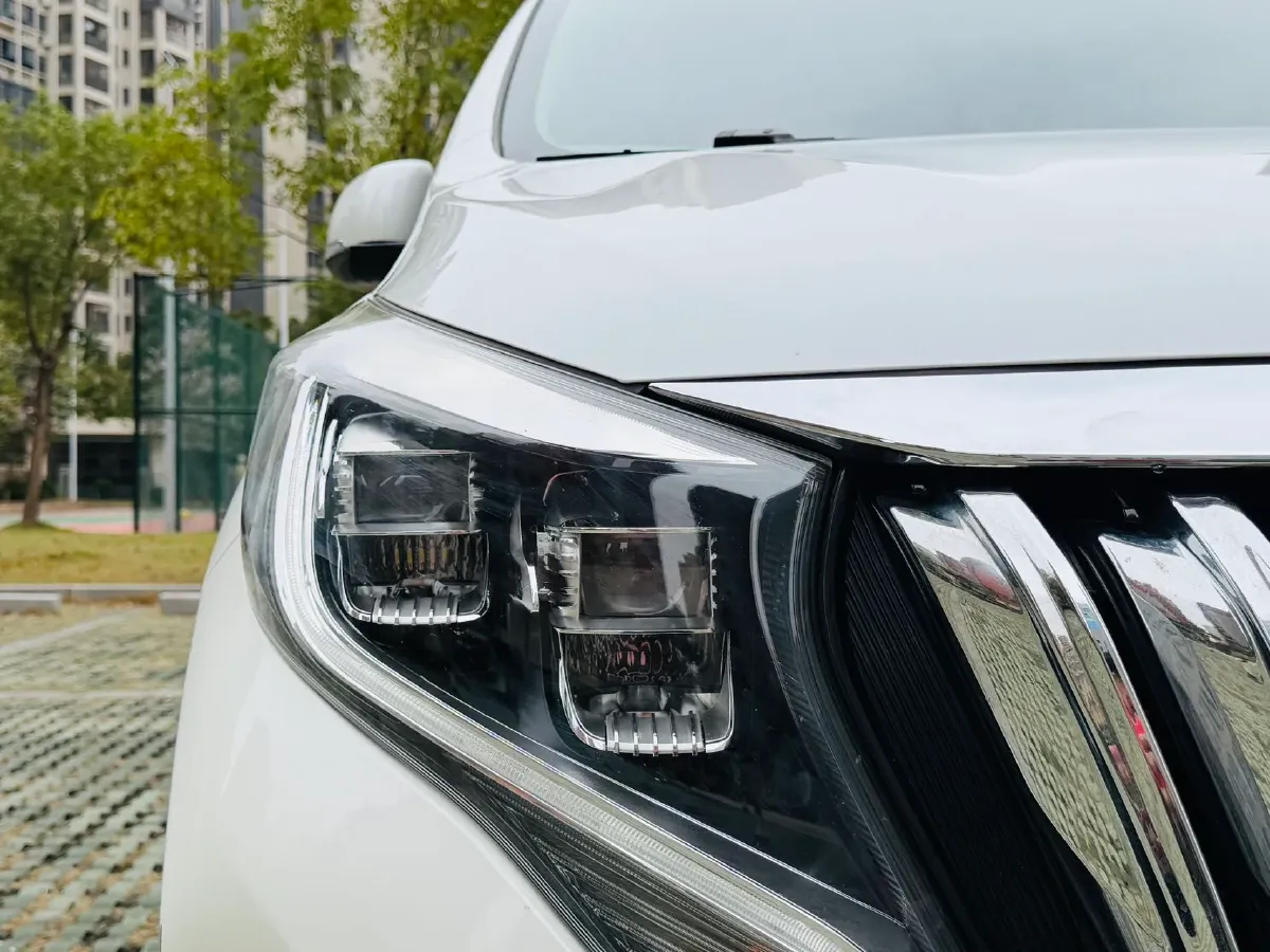 2021 Toyota Highlander 2.0T 220HP L4 6AT,autocango,china used car exporter,china ev exporter,chinese used car exporter,chinese used ev exporter