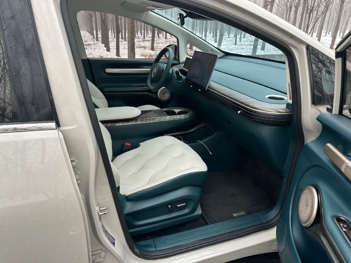 2023 BaoJun Cloud BEV 50.6KWH,autocango,china used car exporter,china ev exporter,chinese used car exporter,chinese used ev exporter