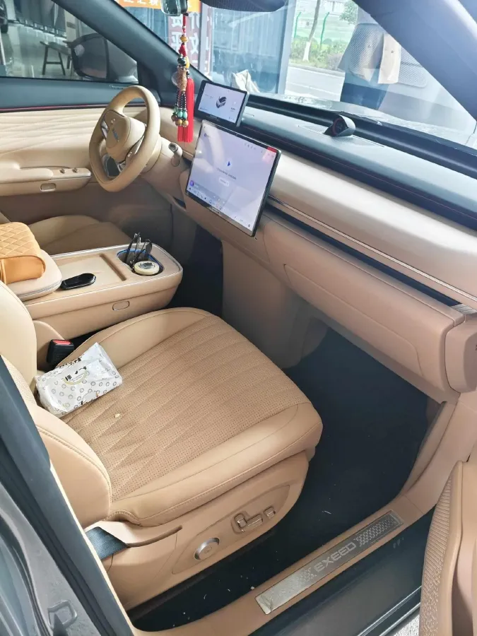 2025 Exceed Sterra ET REEV 156HP REEV,autocango,china used car exporter,china ev exporter,chinese used car exporter,chinese used ev exporter