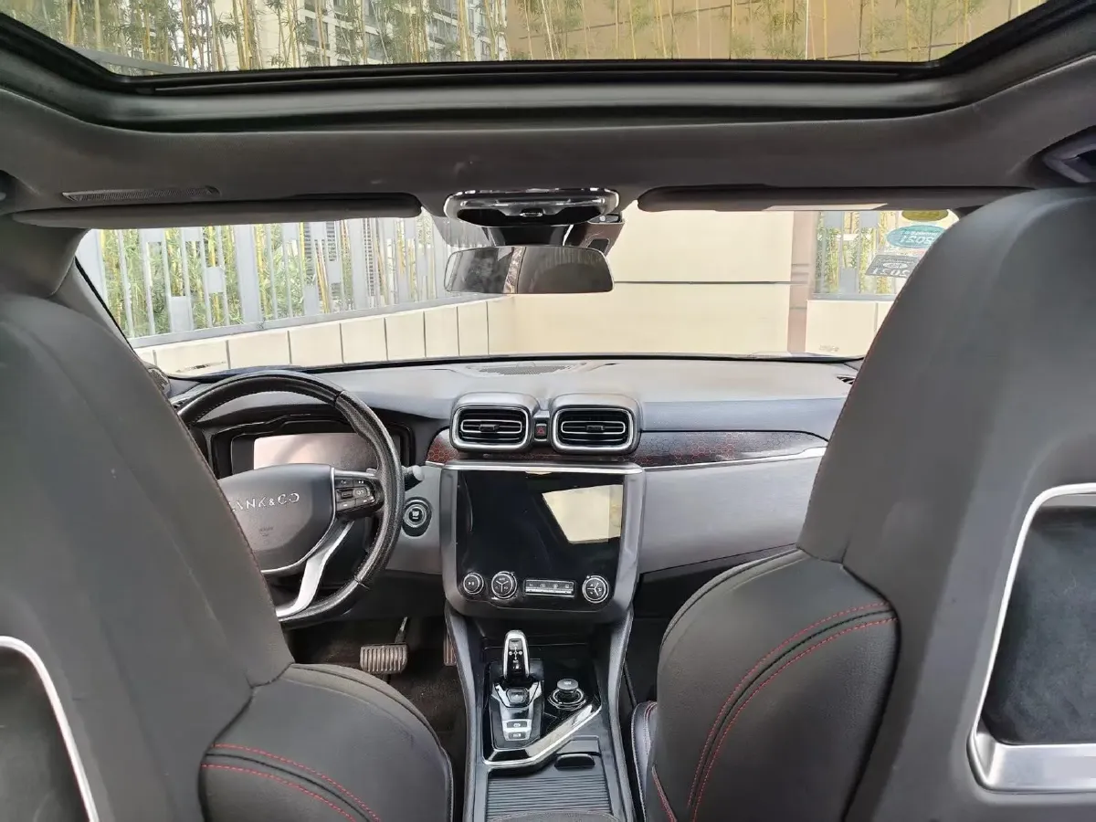 2019 Qoros 5 1.6T 197HP L4 7DCT,autocango,china used car exporter,china ev exporter,chinese used car exporter,chinese used ev exporter