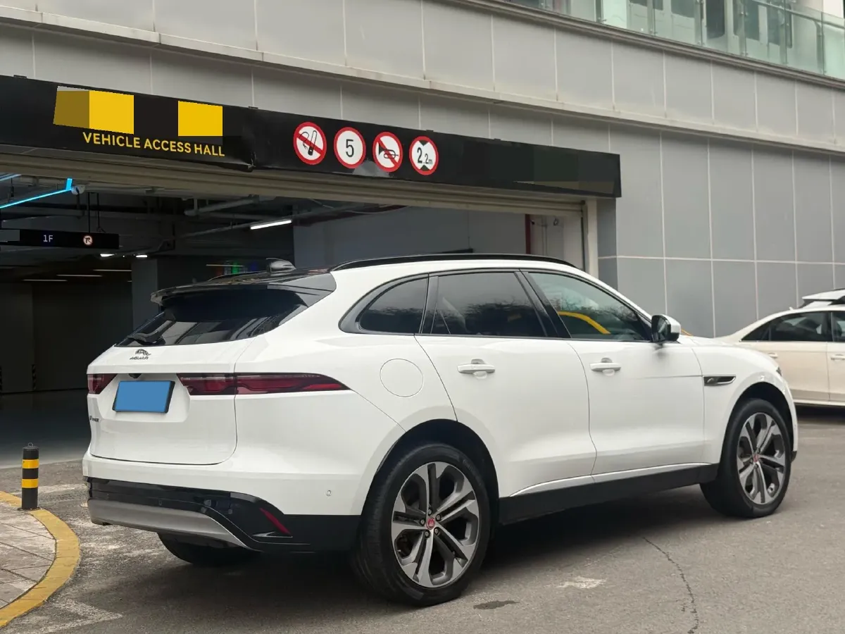 2022 Jaguar F-PACE 2.0T 250HP L4 8AT,autocango,china used car exporter,china ev exporter,chinese used car exporter,chinese used ev exporter