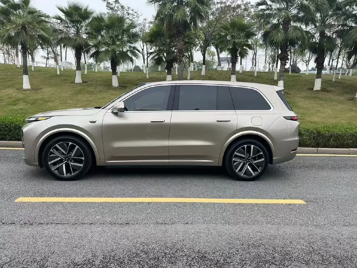 2022 Li L9 Range Extended 154HP REEV 42.6KWH,autocango,china used car exporter,china ev exporter,chinese used car exporter,chinese used ev exporter