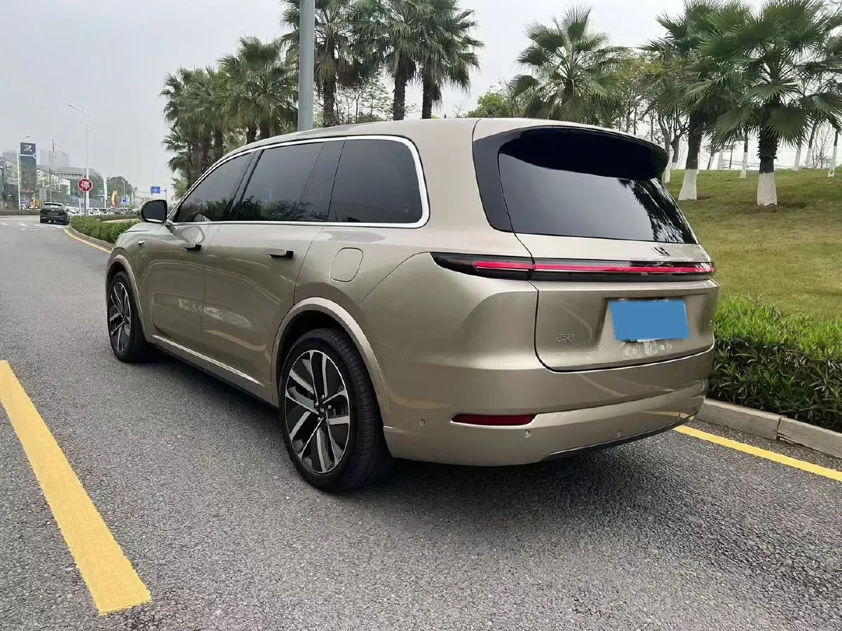 2022 Li L9 Range Extended 154HP REEV 42.6KWH,autocango,china used car exporter,china ev exporter,chinese used car exporter,chinese used ev exporter
