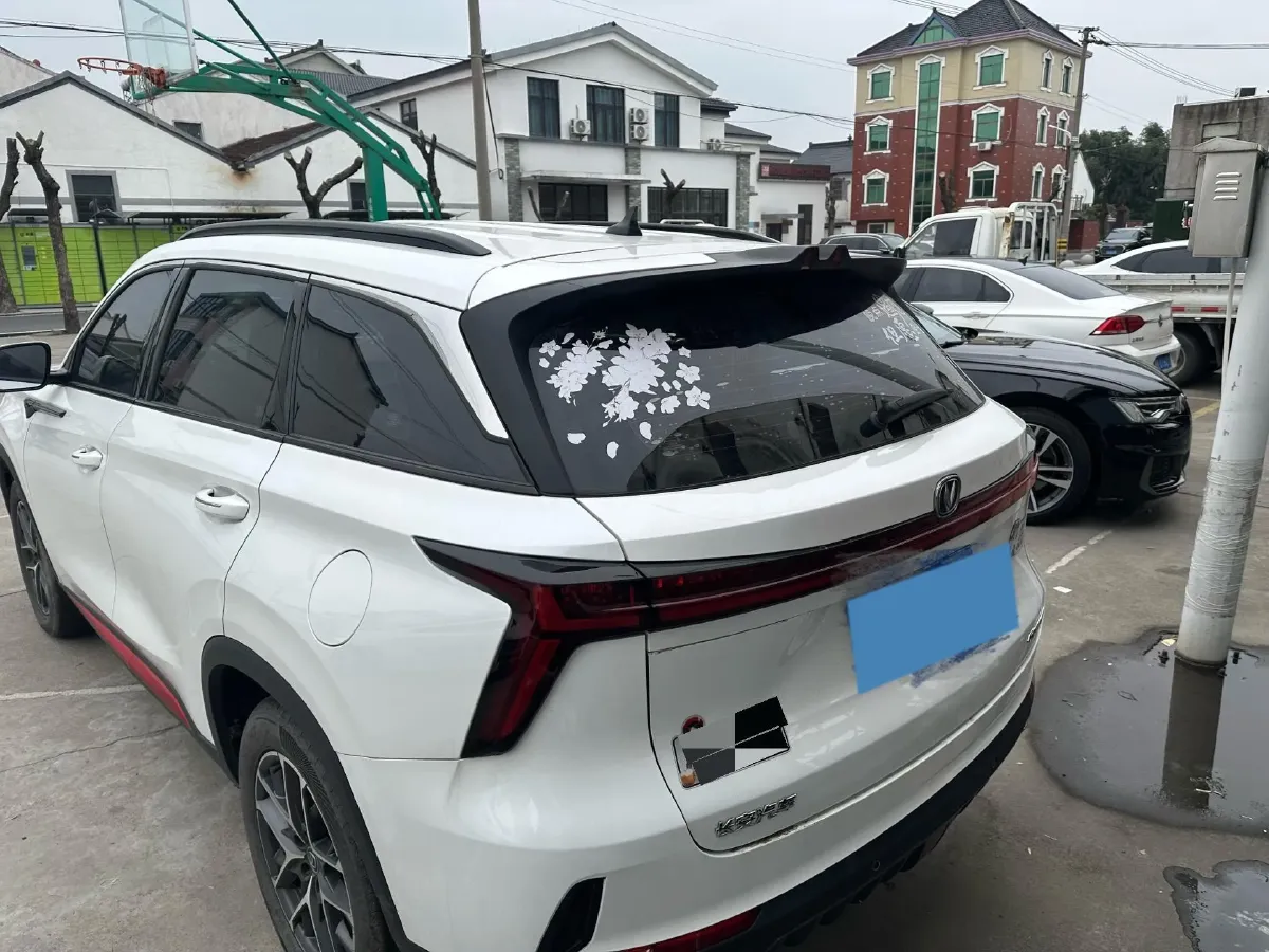 2022 ChangAn CS75 Plus 1.5T 178HP L4 6AT,autocango,china used car exporter,china ev exporter,chinese used car exporter,chinese used ev exporter
