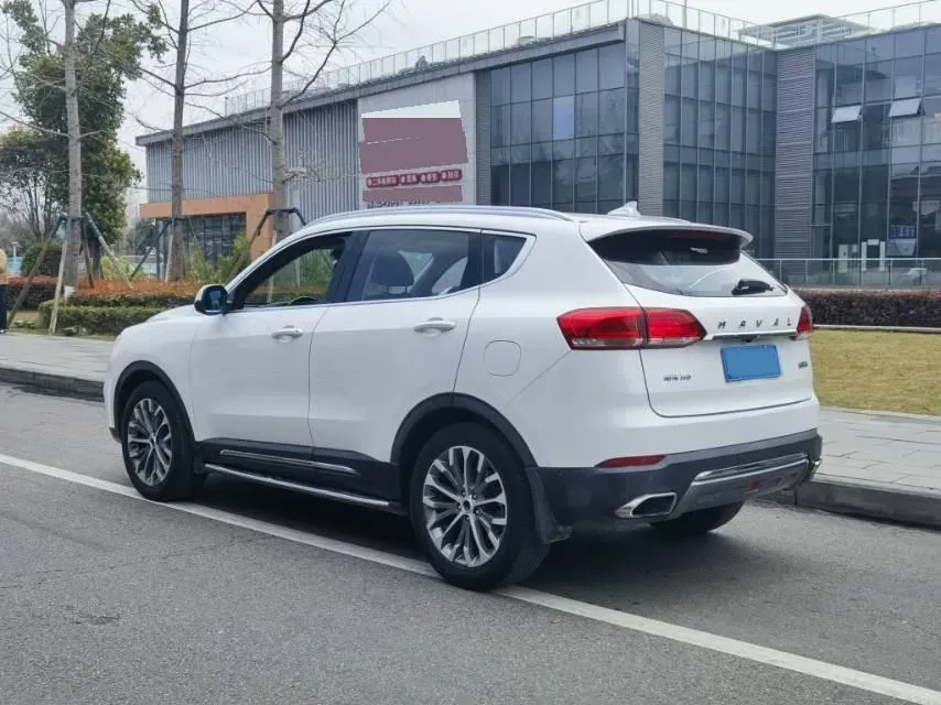2017 Haval H6 1.5T 169HP L4 7DCT,autocango,china used car exporter,china ev exporter,chinese used car exporter,chinese used ev exporter
