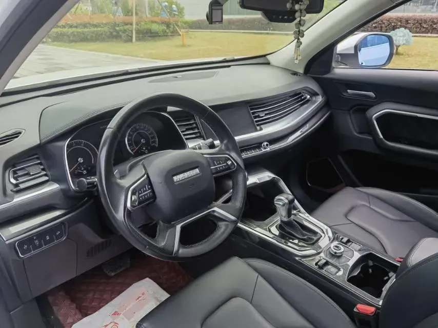 2017 Haval H6 1.5T 169HP L4 7DCT,autocango,china used car exporter,china ev exporter,chinese used car exporter,chinese used ev exporter