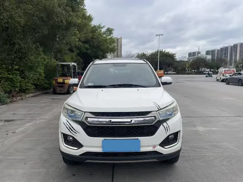 2016 LiFan MaiWei 1.5L 109HP L4 5MT,autocango,china used car exporter,china ev exporter,chinese used car exporter,chinese used ev exporter