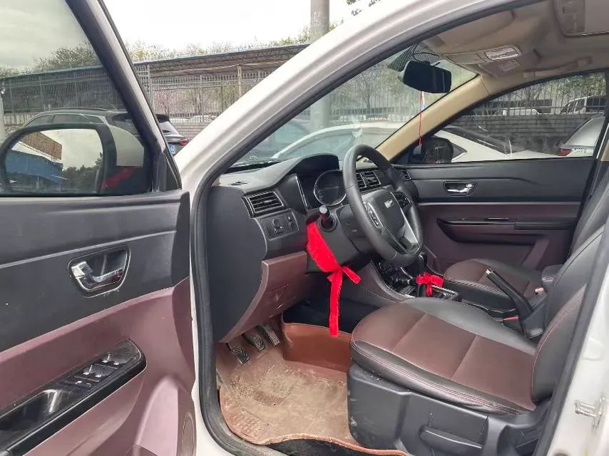 2016 LiFan MaiWei 1.5L 109HP L4 5MT,autocango,china used car exporter,china ev exporter,chinese used car exporter,chinese used ev exporter