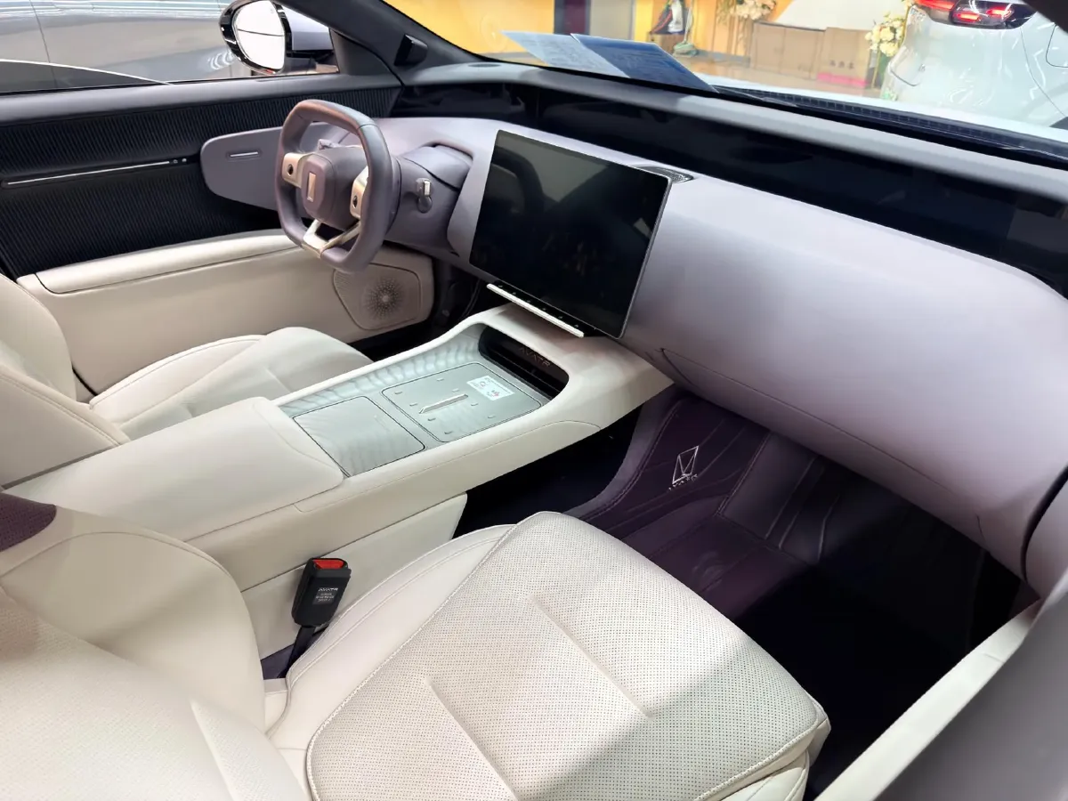 2024 Avatr 12 BEV 94.5KWH,autocango,china used car exporter,china ev exporter,chinese used car exporter,chinese used ev exporter